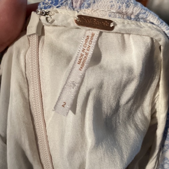 Free People Floral Tie Waist Romper💙🌸🤍 - Picture 4 of 8